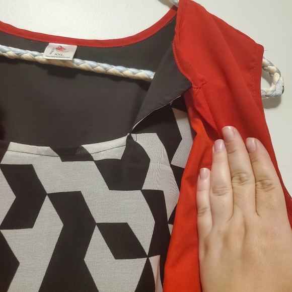 Red Dark and White Dress. Fits size 12. - Picture 7 of 11